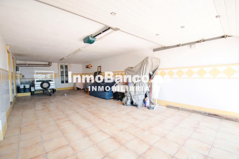 Foto c15d4cc1-6230-412c-b3a7-c620ca760e97. Chalet avec cheminée chauffage parking piscine dans Chiva