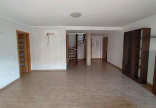 Attique à Calle joaquín masmano ibáñez 3. Sin comisión de agencia