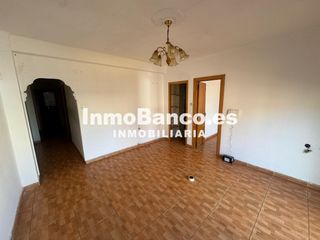 Pis en Avenida estaci�n 11. Sin  comisi�n de agencia, segundo piso sin ascensor