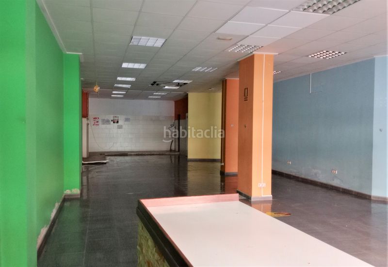 Foto 087152d2-2ff2-4d44-9bfc-eed56c05af90. Local comercial a calle del cosmógrafo ramirez 12 a Xàtiva