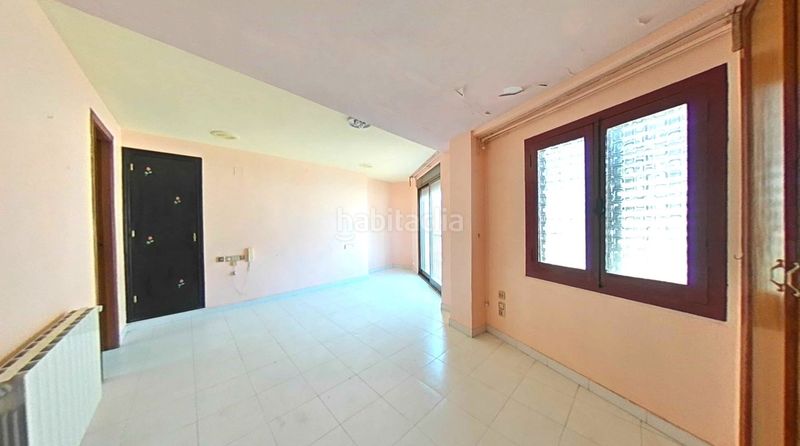 Foto 0f71c104-44a0-4c01-9bb8-6fb8707610f9. Edifici a carrer major 3 a Tavernes de la Valldigna