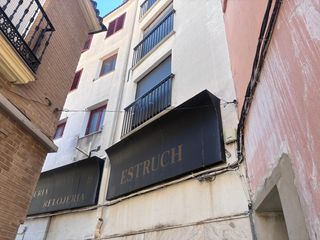 Gebäude in Carrer major 3. Sin comisión de agencia