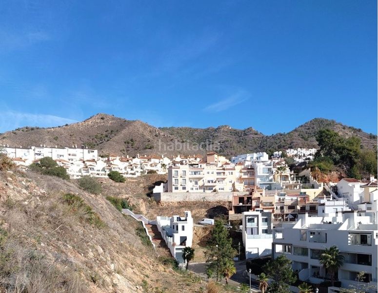 Foto fcf08cea-bc13-4e0e-b8e5-60ad7a0bd750. Terreny residencial a calle saturno 2 a Almijara Nerja