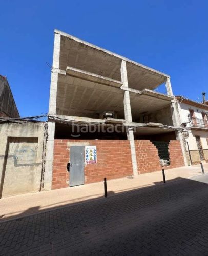Foto d39a31b0-7191-4fa4-850d-2aeb4cfe5e00. Edifici a carrer carbonell 4 a Llanera de Ranes