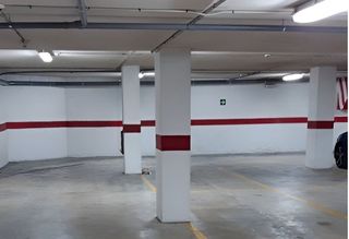 Car parking in Avinguda reis catòlics 24. Sin comisión de agencia