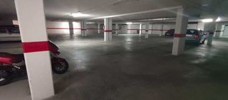 Parking coche  Carrer dels serrans 73. Sin comisión de agencia