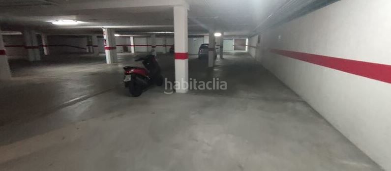 Foto f3a39ca9-5865-4b69-bc5c-d1d8e5c0582f. Aparcament cotxe a carrer dels serrans 73 a Algemesí
