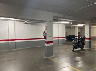 Aparcament de moto  Carrer del lliri 9. Sin comisión de agencia