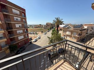 Flat in Avenida constitución 27. 3 sin ascensor con 155 m2 construidos 5 habitaciones
