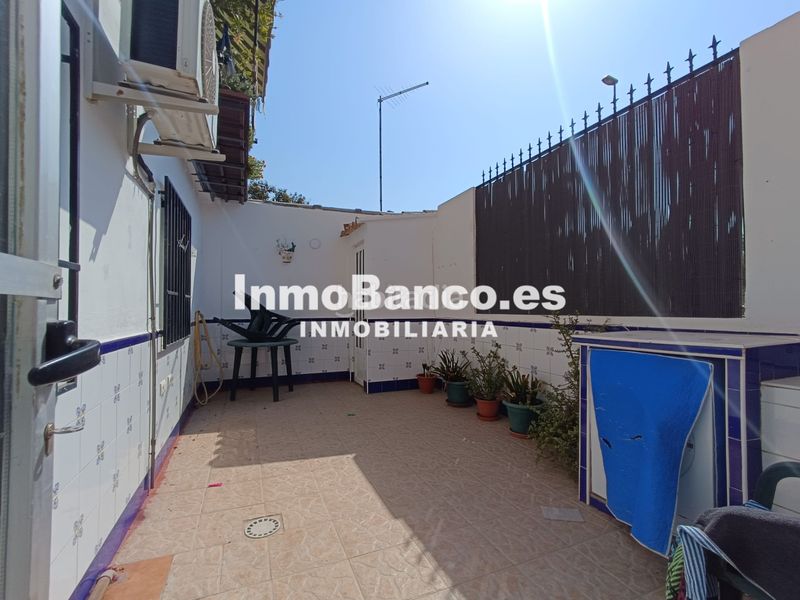 Foto 53b47980-f699-4286-bdf9-282298de55d8. Pis a Picassent