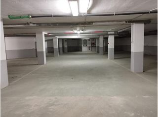 Aparcament cotxe a Carrer doctor domenech 16. Sin comisión al comprador