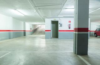 Autoparkplatz in Avinguda riu xuquer 11. Sin comisión de agencia al comprador