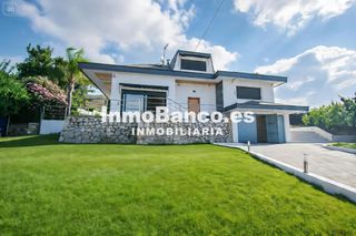 Xalet  Avenida buenos aires 301. Chalet indepediente de línea moderna