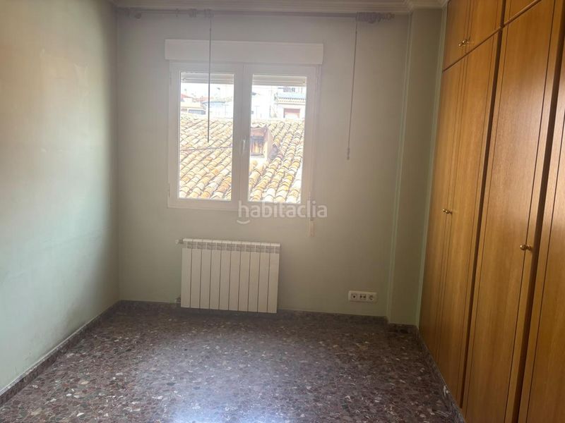Foto 4d9f5be8-b8f6-485c-8d95-d842d2464c4e. Casa a calle del almazar 13 a Utiel