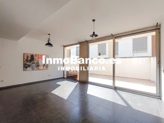 Lloguer Casa adossada  Carrer de les azalees. Sin amueblar y cocina semi equipada