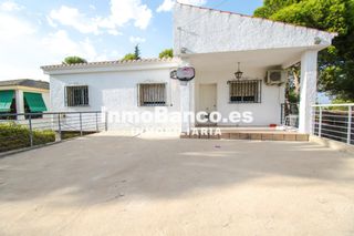 Chalet  Urbanización la loma. Chalet unifamiliar en la urbanización loma de miralcampo