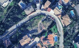 Terreno residenziale in Calle puerto de guadarrama 878. Parcelas urbanas cerca del colegio internacional de levante