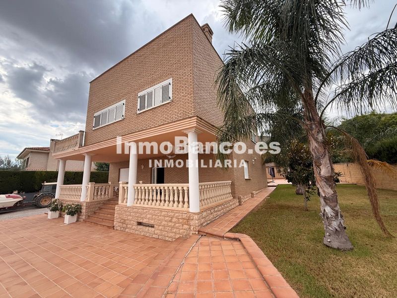 Foto d97141c1-30a5-4141-983d-e3fde8205b81. Xalet a avenida del rio turia 587 a Sierra Perenchiza-Cumbres de Calicanto-Sto Domingo Chiva