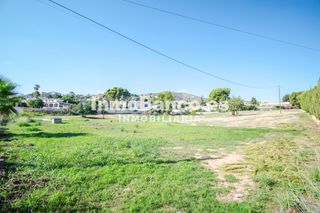 Terreny residencial a Avenida del Rio Turia 9