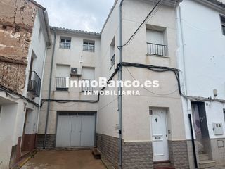 House  Calle san cristóbal. Sin comisión de agencia