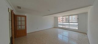 Casa adossada a Avinguda de l'Alcora