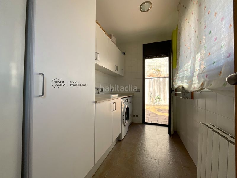 Foto a82c5844-25c6-46cb-aa42-0310bc32a70a. Casa amb calefacció aparcament piscina a Corbera de Llobregat