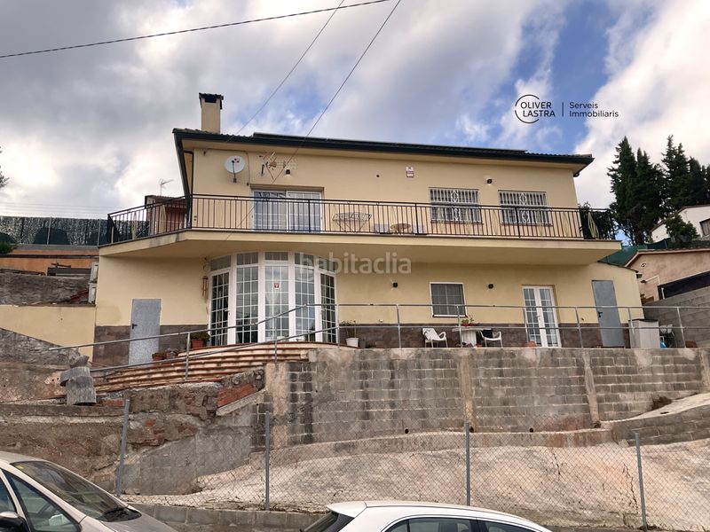 Foto 0bc2d765-1b1b-45d7-b31f-ab6fde9c3f46. Casa a Corbera de Llobregat