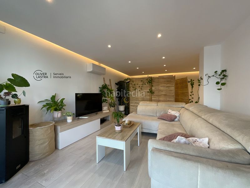Foto 3d4dd9ac-dfd6-49de-a336-ee7062f0887e. Casa a Corbera de Llobregat