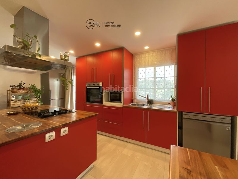 Foto 873877e7-3335-4a59-b878-3387b1a0a5ee. Casa a Corbera de Llobregat