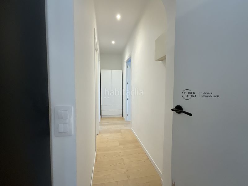 Foto cbfff42d-49e5-450d-bd20-55eed7f9c2e5. Casa a Corbera de Llobregat