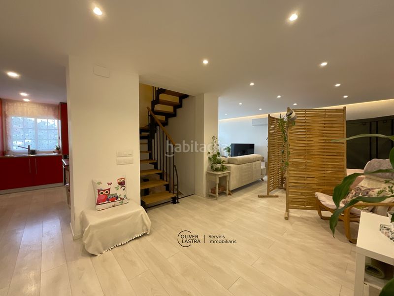 Foto e9d046d4-a503-477d-85c4-9134a989d6d5. Casa a Corbera de Llobregat