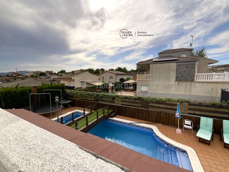 Foto 4fa5dd36-55b3-4a98-b8bb-e2326c4ce728. Haus mit parking pool in Castellbisbal