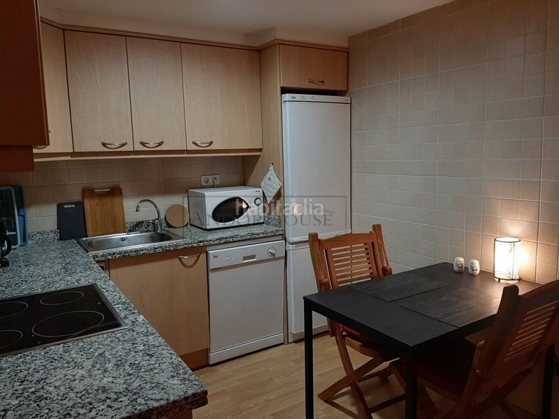 Foto 7d590323-9cd2-497b-a632-9d5fd10618bc. Location studio avec parking dans Soldeu-Incles Canillo