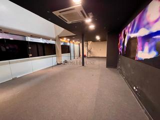 Lloguer Local Comercial  N/a. En alquiler local comercial en el centro de escaldes.