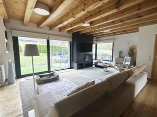Casa  N/a. Fantástica casa con jardín y garaje en el centro de ordino