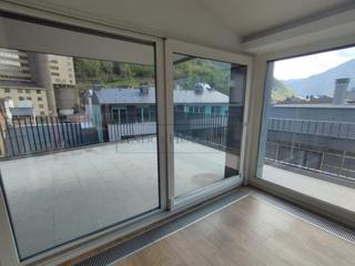 Appartement  N/a. Ático de lujo en venta en vivand, escaldesengordany ! ubicación
