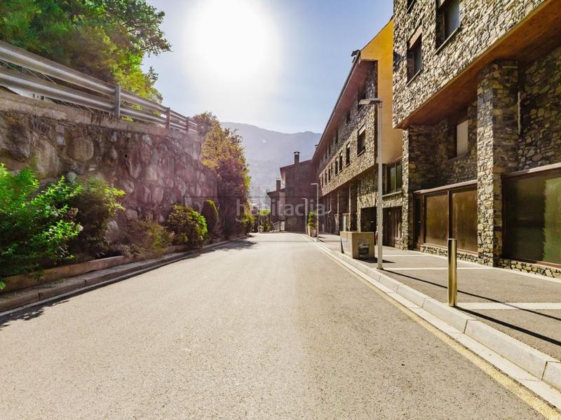 Foto b114de2b-a578-4e5d-86c9-eafddba28285. Pis amb aparcament a Els Vilars d´Engordany Escaldes-Engordany