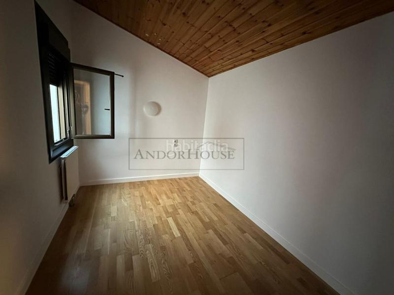 Foto 4a04437b-c689-46e5-ab9f-808bb799a12d. Location appartement avec parking dans Encamp Encamp