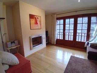 Location Appartement à L´Aldosa-Anyós. Piso de 3 dormitorios en una selecta urbanización privada.