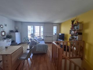 Flat  Carrer de les massanelles, 10. Dúplex de 110m2 en la cortinada, con 2 dormitorios en suite, par