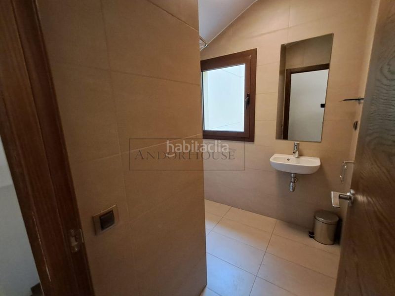 Foto 1a1eb3ab-a7b0-4f58-b7f6-aa177d1afbf1. Rent flat with parking in Soldeu-Incles Canillo