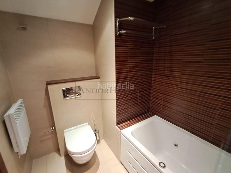 Foto d61129bd-0565-4e36-9279-baacca9b1f77. Rent flat with parking in Soldeu-Incles Canillo