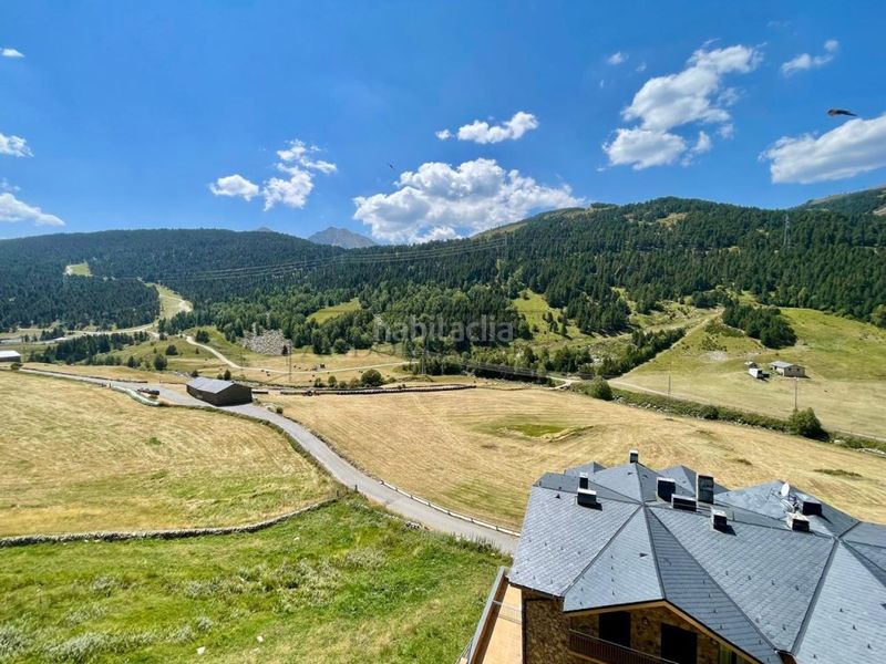 Foto d1d03e7d-8fd5-43e7-9912-e4193e37b451. Rent flat with parking in Soldeu-Incles Canillo