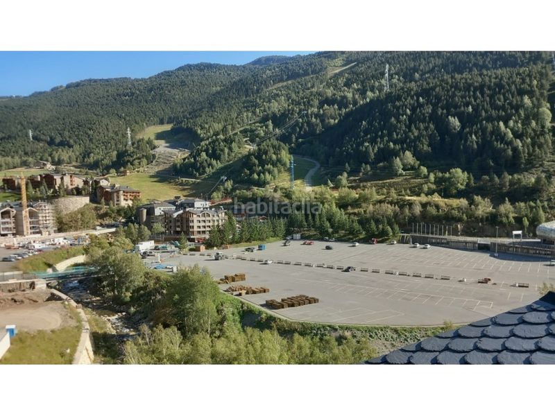 Foto 5c066577-9c3a-4488-9d35-63c3296d3839. Lloguer pis amb aparcament a El Tarter Canillo