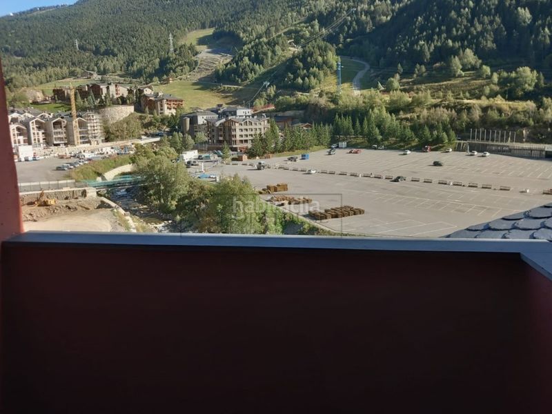 Foto 6a99fc39-b36c-42b6-9a3b-48eac37c5bf4. Rent flat with parking in El Tarter Canillo