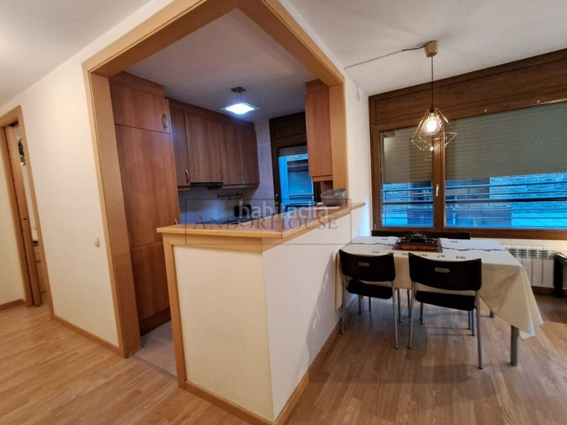 Foto 8de8e197-bf39-45f2-b2f6-55f499745528. Rent flat with parking in El Tarter Canillo