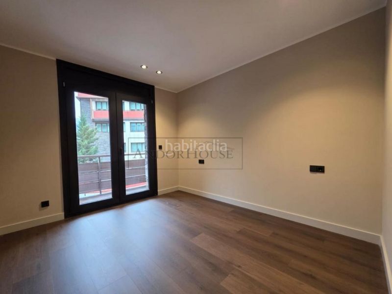 Foto e4cbe946-5efe-4718-a5a2-a4fd327b52c3. Pis amb aparcament a Els Vilars d´Engordany Escaldes-Engordany