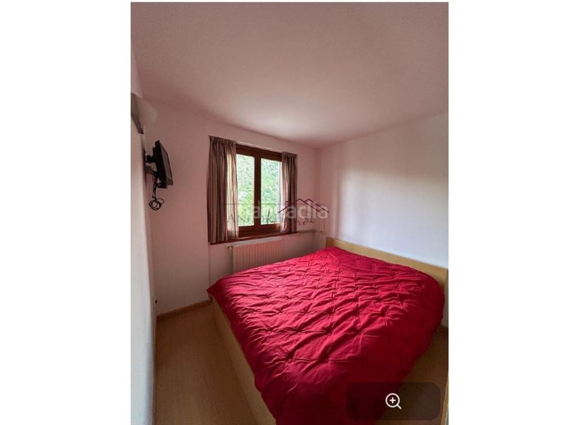 Foto 1850cab2-d503-42ba-87e7-e64c675ff4e1. Rent flat with parking in Soldeu-Incles Canillo