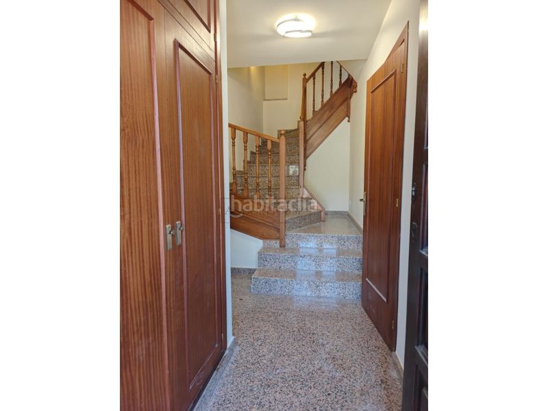 Foto 1884813b-a0b9-4739-af5d-f9eb3997dbb6. Rent semi detached house with parking in Engolasters Escaldes-Engordany