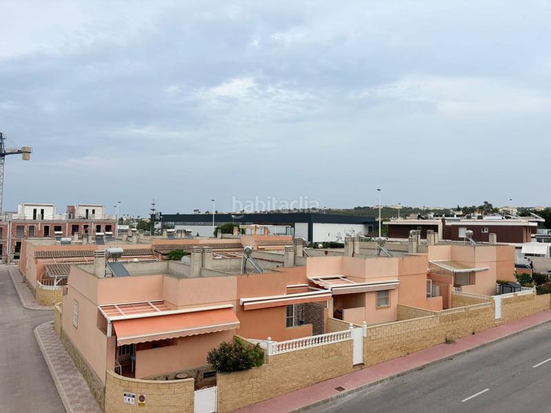 Foto eed0f25f-abae-4ff0-ad18-57d67f94c87d. Affitto casa con piscina in Monte y Mar Santa Pola